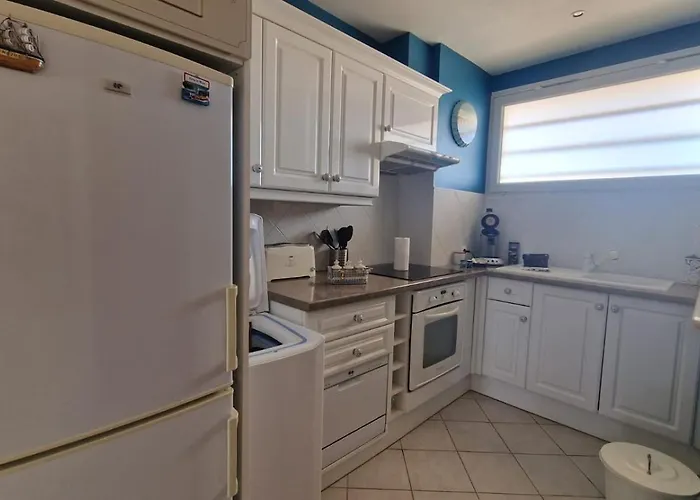 Magnifique T3 A Deux Pas De La Avec Terrasse Vue Lägenhet